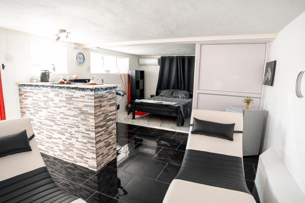 Studio B 路易港 外观 照片