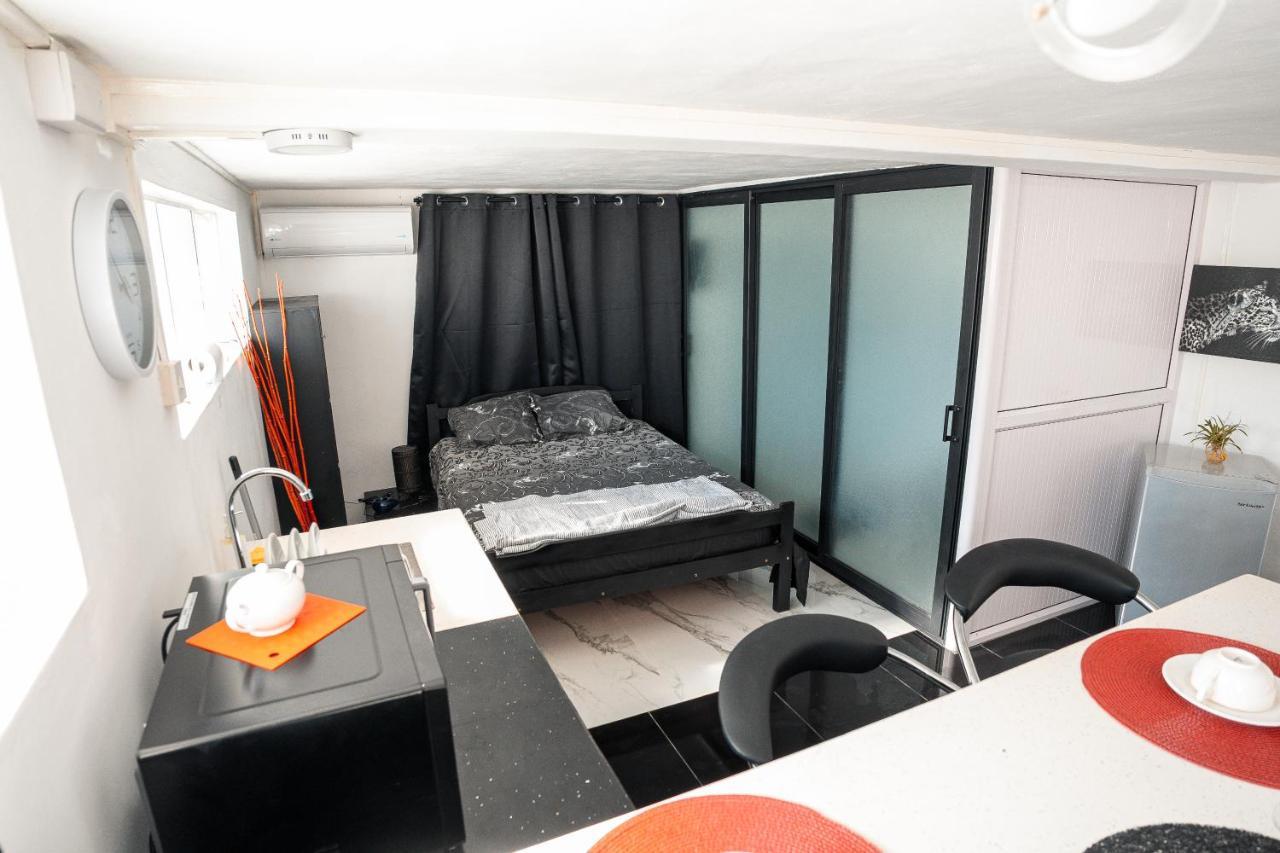 Studio B 路易港 外观 照片